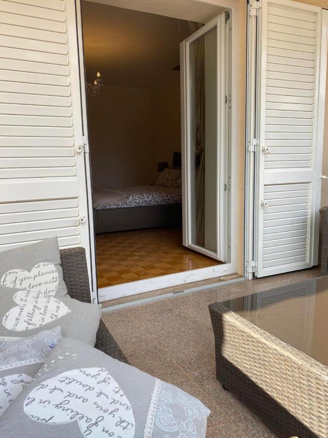 Apartments Barbara 乌马格 外观 照片