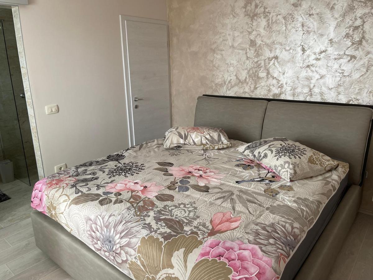 Apartments Barbara 乌马格 外观 照片